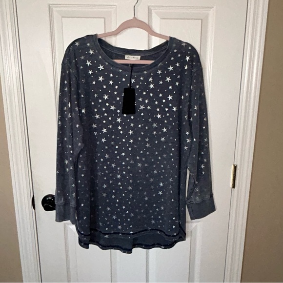 Jane and Delancey Blue Metallic Star Top 🆕⭐️ - Picture 9 of 9